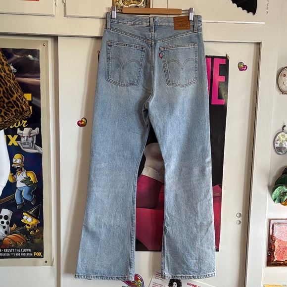 Levi’s Ribcage Split Flare Jeans - Picture 8 of 13